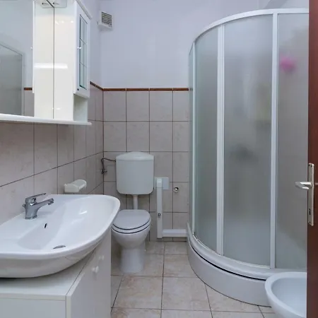 Beautiful Garden By Rent Istria Apartament Poreč